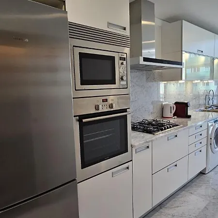 Ponte De Estrelas Plaza By Rentallido *